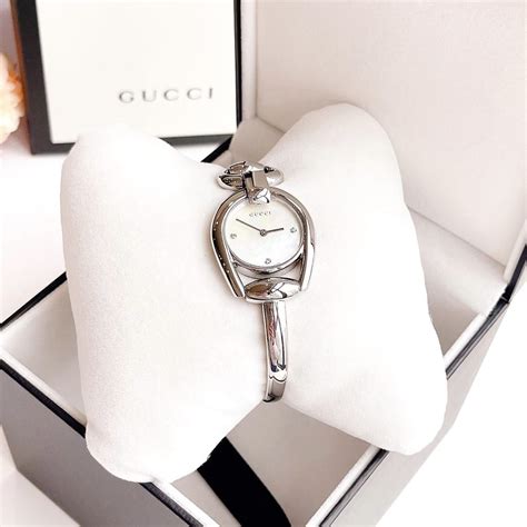 orologio gucci ya139506|Gucci Horsebit Collection Mother of Pearl Dial Ladies .